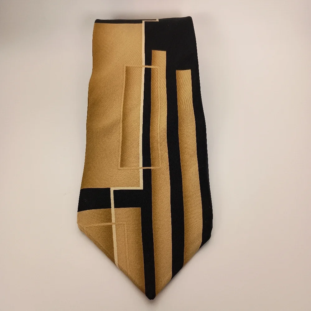 Stafford Gold And Black‎ 100% Silk Men's Tie
